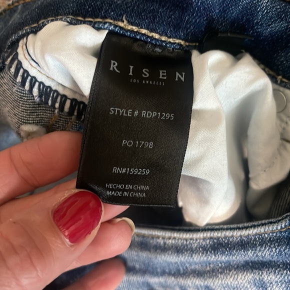 Risen Flare Jeans - Picture 3 of 7